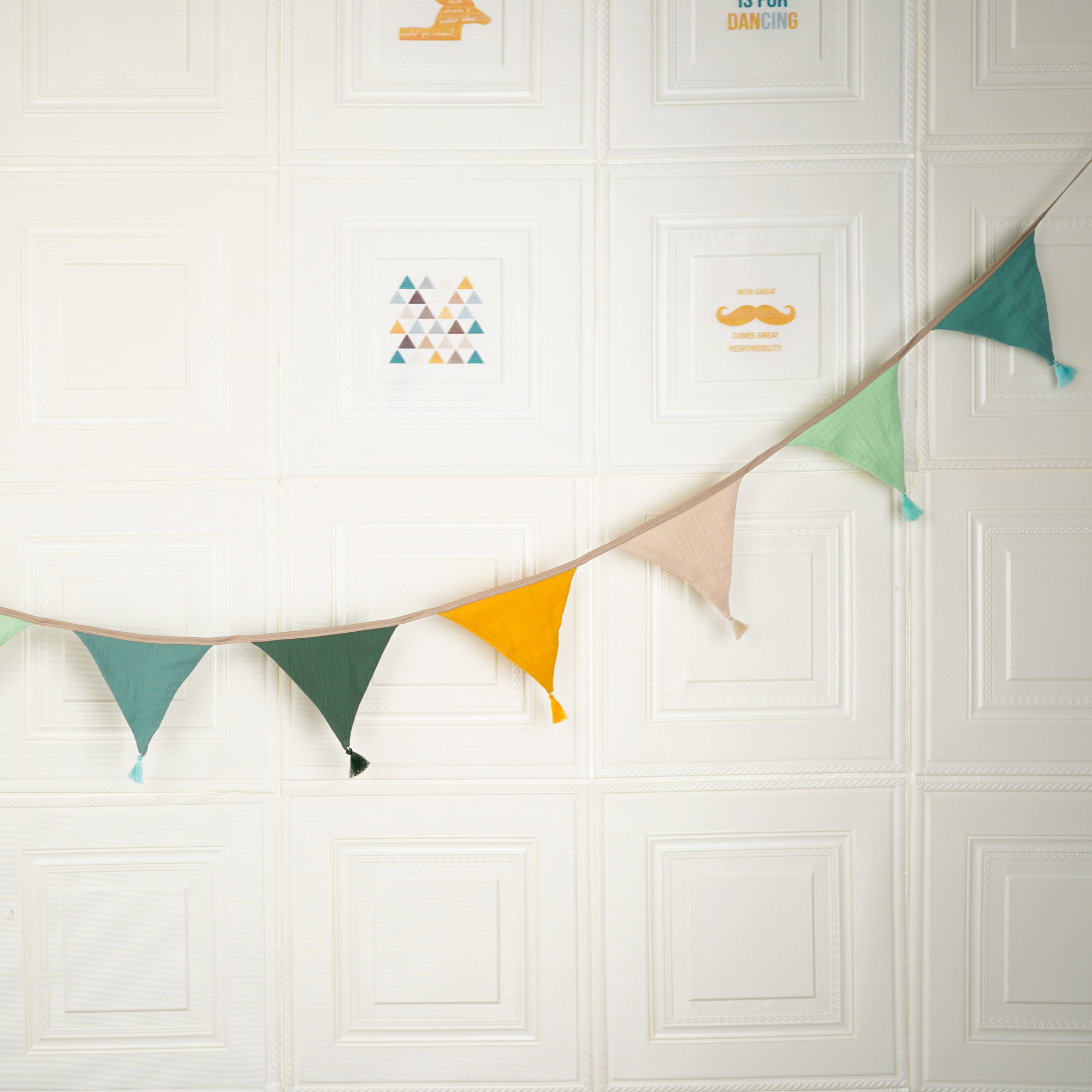 2.6M/8.5FT Nursery Candy Fabri - Baby Nursery Bunting 리뷰 및 가격